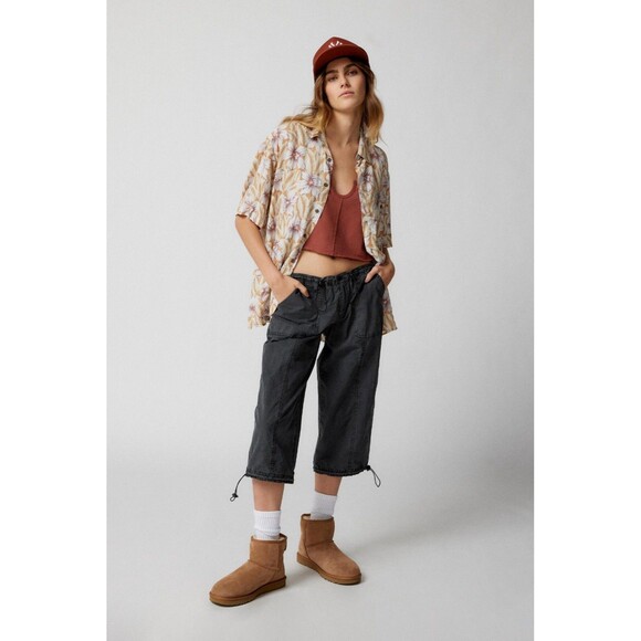 Out From Under UO Ryder Notch Neck Tank Blouse Top Sleeveless Cotton M 257811 - Picture 3 of 8